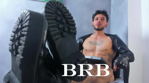 Juan Esteban online show from April 18, 5:09 am