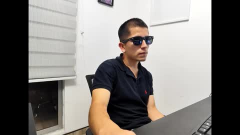 Snapshot of juanda9811 chatting on October 23, 11:16 pm juanda9811 online show from October 23, 11:16 pm