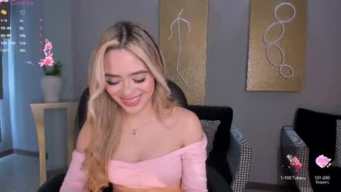 Juanita Clay online show from June 26, 8:03 pm