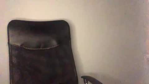 juannvalencia11 online show from May 18, 4:18 am