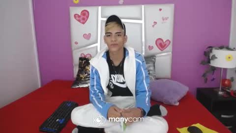 juanse18hot online show from October 18, 3:38 pm