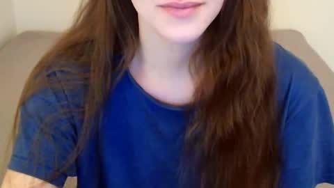 Snapshot of juicetalia chatting on March 3, 6:37 am JuiceTalia online show from March 3, 6:37 am