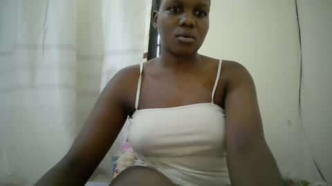 juicy_bella2 online show from October 19, 12:32 pm