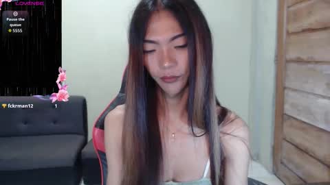 Ellah online show from September 19, 9:07 pm