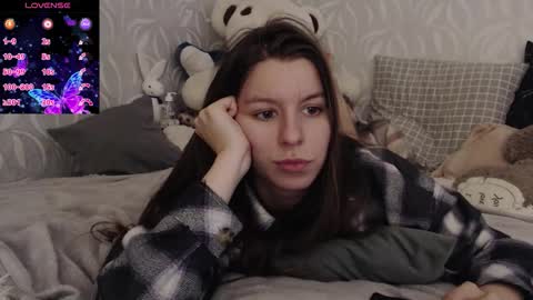 laura online show from October 18, 11:47 am