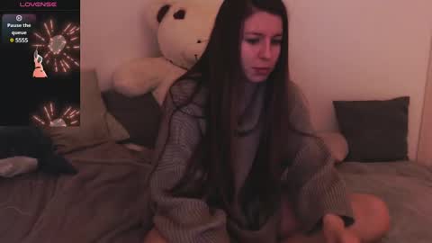 laura online show from January 12, 3:46 pm