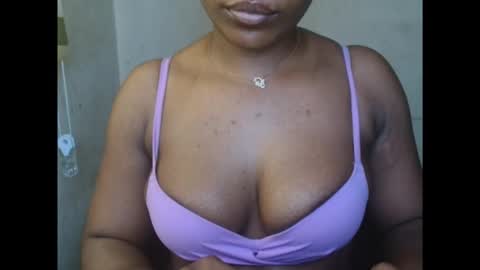 Snapshot of juicycuntx chatting on September 28, 11:52 am juicycuntx online show from September 28, 11:52 am