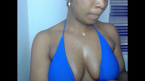Snapshot of juicycuntx chatting on October 8, 11:05 am juicycuntx online show from October 8, 11:05 am
