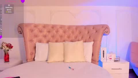 juicykendra online show from August 8, 12:26 pm