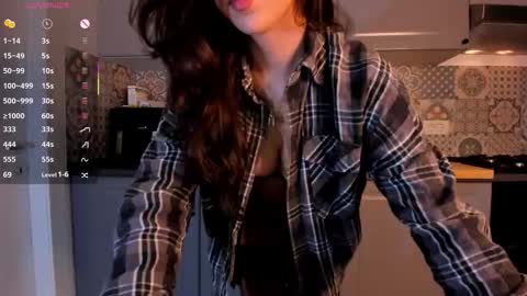 Juicy online show from October 2, 3:22 pm