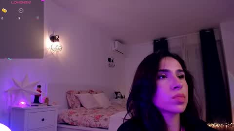 Juicy online show from December 14, 8:37 pm