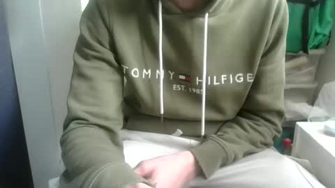 juju78juju online show from November 12, 9:44 am