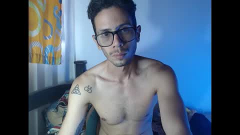 Julfigo online show from March 18, 8:04 pm