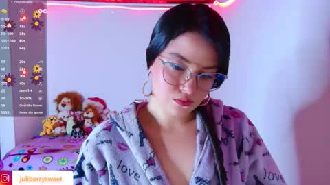 Juliana online show from November 26, 3:26 am