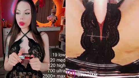 Snapshot of juli_jam chatting on February 16, 3:38 pm Hi call me July My fav speed 111222333666 PVT open online show from February 16, 3:38 pm