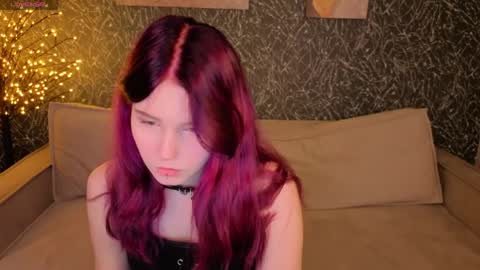 Julia online show from April 8, 1:08 am