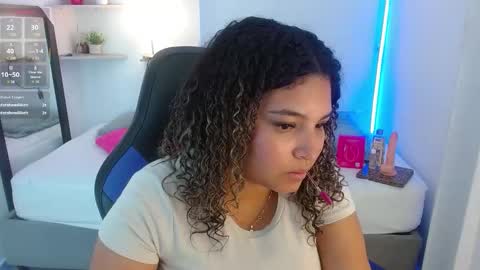 Julia online show from September 27, 12:47 pm