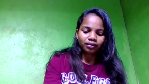 juliah02 online show from June 29, 6:54 am