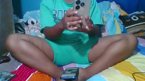 juliah02 online show from February 15, 11:50 am