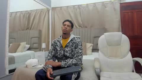 julian billy online show from February 28, 11:25 am