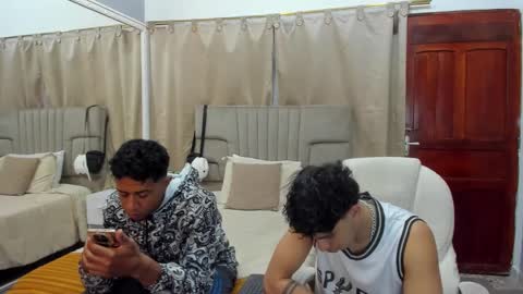 julian billy online show from March 10, 11:34 am