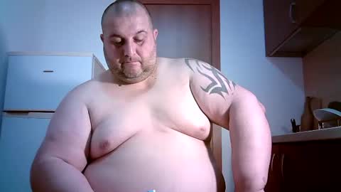 Juliano online show from June 18, 8:36 pm