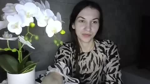 Julia online show from April 18, 7:07 pm