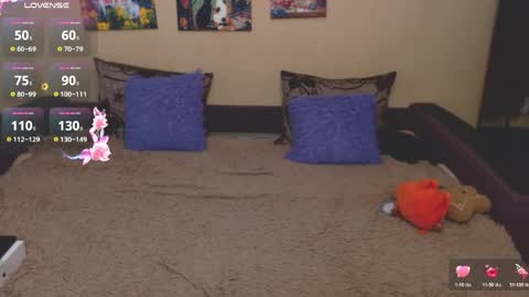 Jul online show from March 30, 4:29 pm