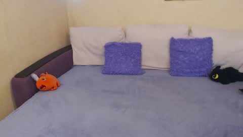Snapshot of juliasane_ chatting on September 22, 3:05 pm Jul online show from September 22, 3:05 pm
