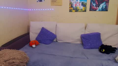 Snapshot of juliasane_ chatting on March 3, 3:11 pm Jul online show from March 3, 3:11 pm