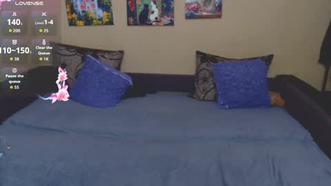 Jul online show from April 3, 5:20 pm