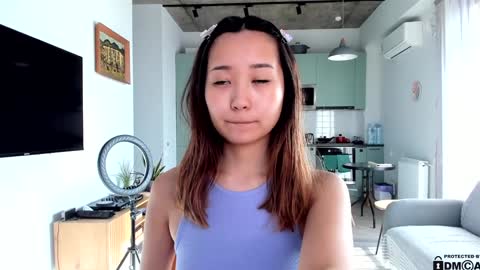 julia online show from January 12, 9:40 am