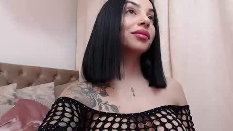 Maria online show from November 10, 8:06 am