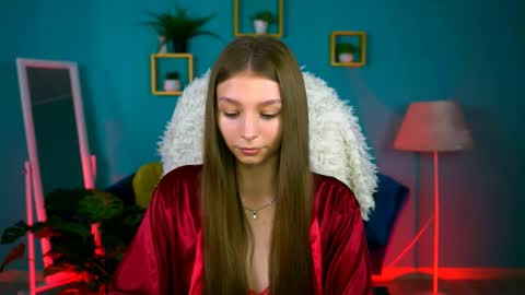 juliedaniel online show from June 5, 6:52 am