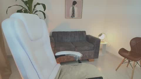 Julieta92  online show from March 10, 9:18 pm