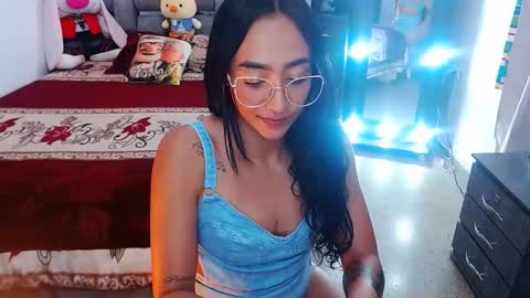 julieta art1 online show from March 9, 2:07 am