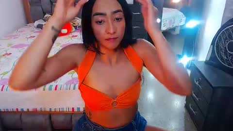 julieta art1 online show from February 4, 11:06 pm