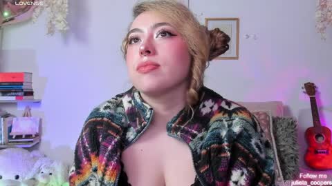 Juli  online show from March 31, 4:13 am