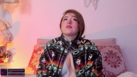 Snapshot of julieta_cooper20 chatting on October 7, 4:08 am Juli online show from October 7, 4:08 am