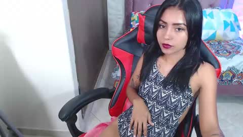 Snapshot of julieta_fn chatting on March 4, 6:29 pm julieta_fn online show from March 4, 6:29 pm