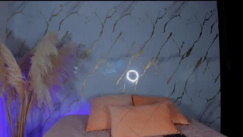 Julieth Gomez online show from November 19, 2:11 am