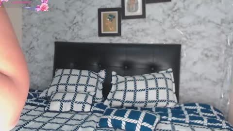 Julietahazze online show from December 14, 3:24 am