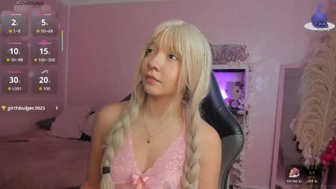 Julieth online show from April 18, 9:59 pm