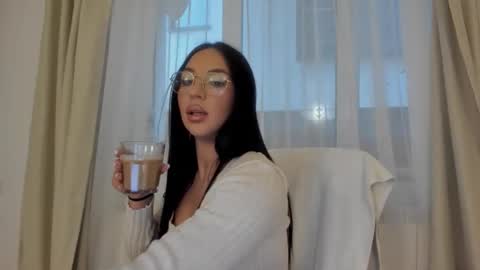 Juliet online show from March 2, 5:30 am