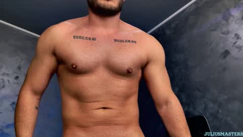 JULiUS   online show from February 25, 1:53 am