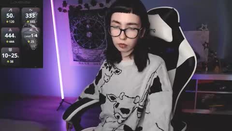 Baroness Von Cringe online show from March 5, 4:24 pm