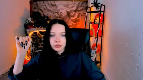 Snapshot of julsmumi chatting on October 22, 10:18 am Juls online show from October 22, 10:18 am