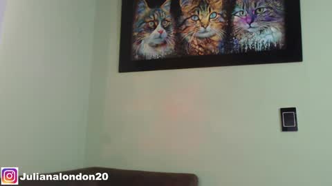   online show from April 13, 6:39 am