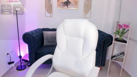 July Adams online show from February 23, 7:21 am