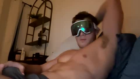 Junior Madison online show from February 24, 2:19 am